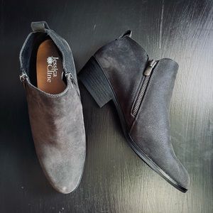 Jessica Cline grey suede ankle zipper boot size 9.5